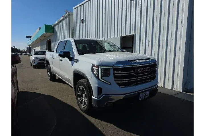 $39900 : GMC Sierra 1500 2025 4x2 SLT image 1
