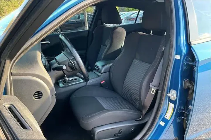 $30998 : Dodge Charger 2022 R/T 4dr S image 7