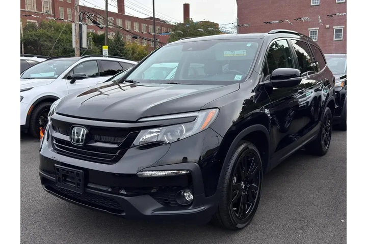 $26495 : Honda Pilot 2022 AWD SE 4dr image 1