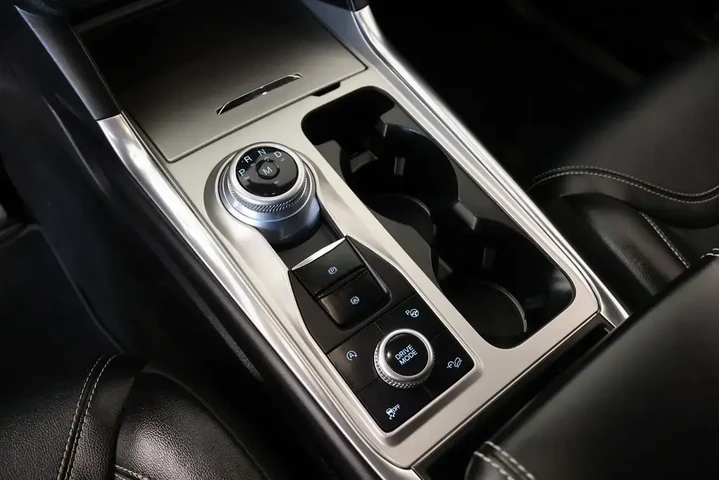 $30479 : Ford Explorer 2020 AWD ST 4d image 9