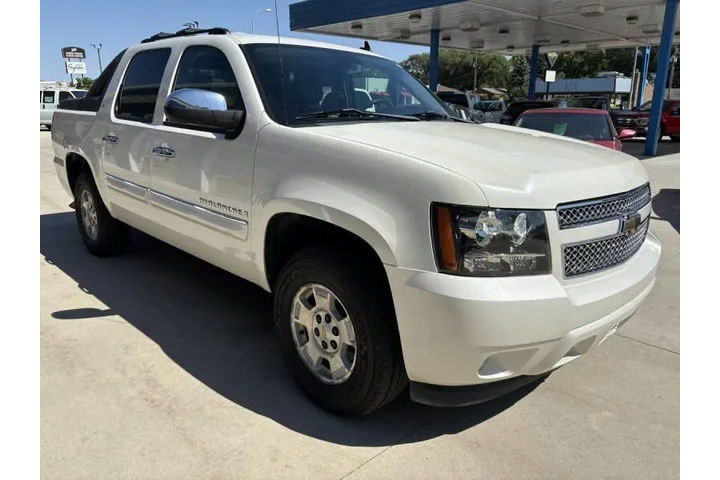 $11990 : 2008 Avalanche LTZ image 5