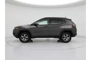 $24998 : Jeep Compass 2022 4x4 Trailh thumbnail