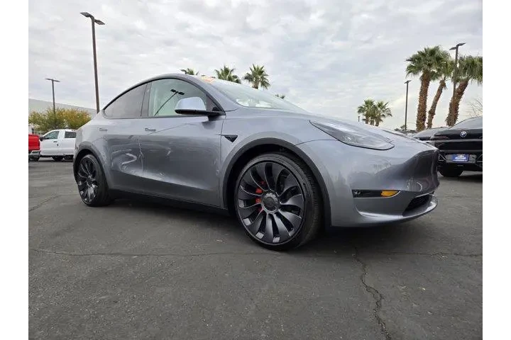 $39992 : Tesla Model Y 2024 AWD Perfo image 1