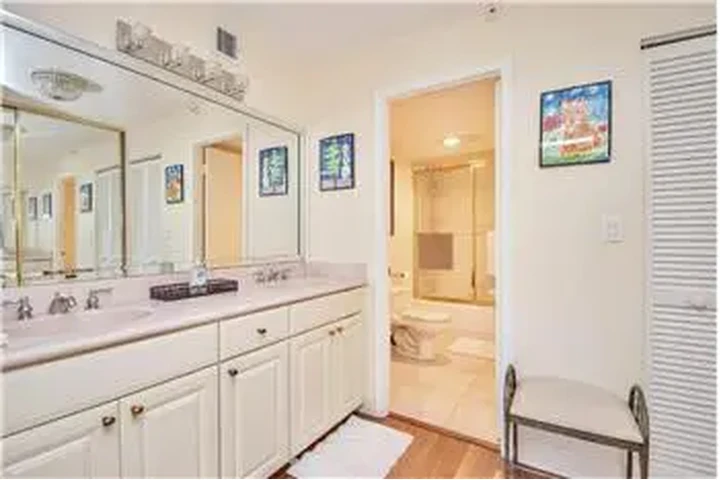 $4290 : Rental property with 3 bedro image 10