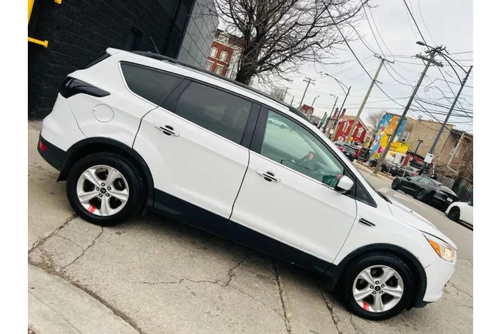 $9999 : 2015 Escape SE image 7