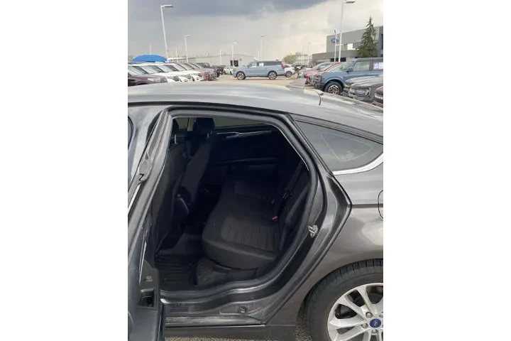 $13928 : Ford Fusion 2020 SE 4dr Seda image 6