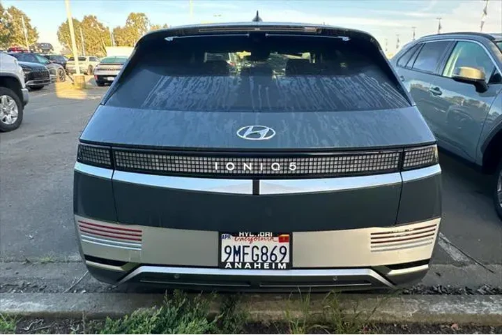 $29990 : Hyundai IONIQ 5 2024 Limited image 6