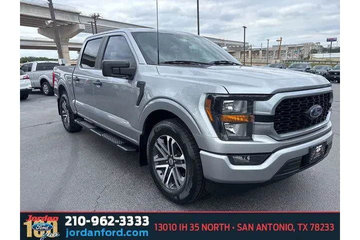 $33358 : Ford F-150 2023 4x2 XL 4dr S image 1