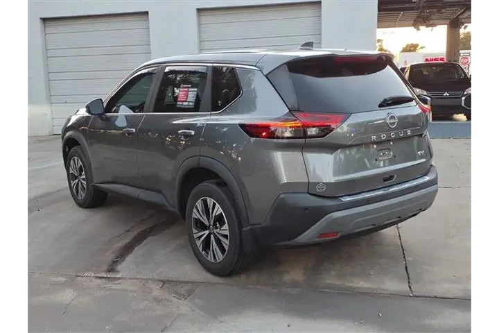 $22500 : Nissan Rogue 2023 SV 4dr Cro image 5