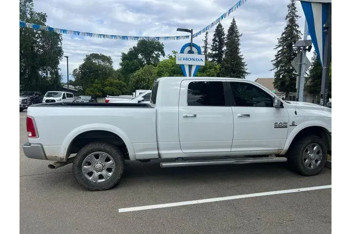 $39988 : Ram 2500 2016 4x4 Laramie 4d image 10