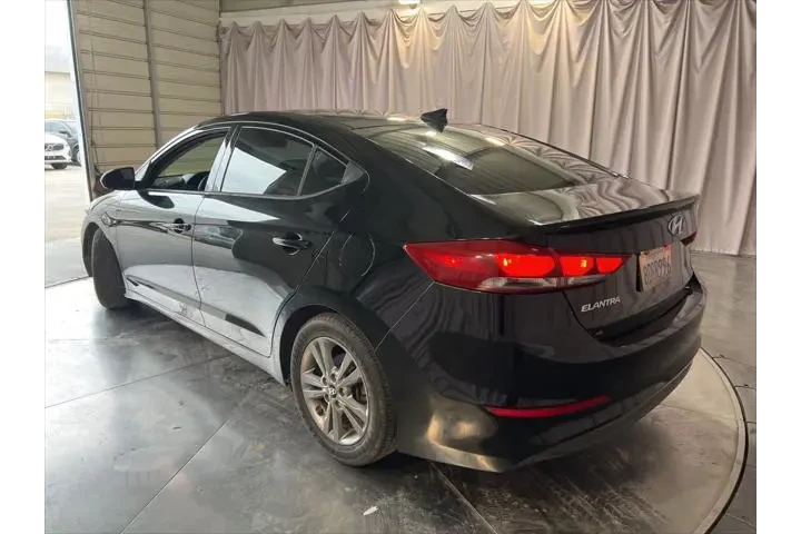 $11495 : Hyundai ELANTRA 2018 Value E image 7