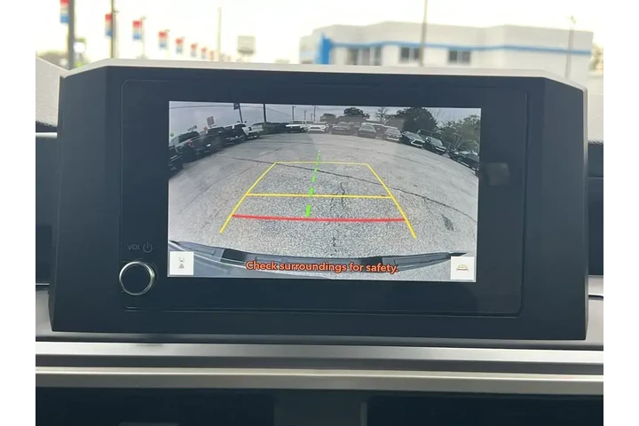 $35747 : Toyota Tacoma 2025 4x2 SR5 4 image 5