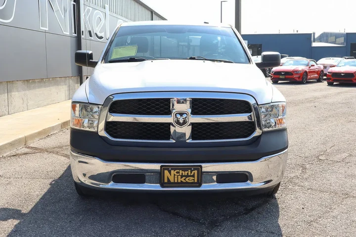 $17488 : 2018 1500 Tradesman image 2