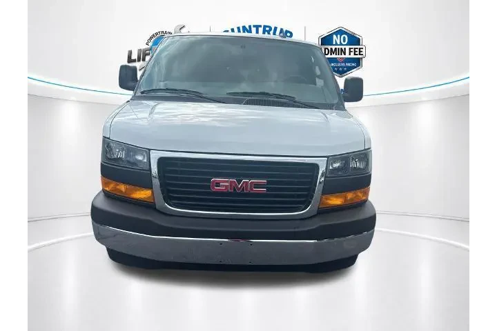 $33379 : GMC Savana 2024 2500 3dr Car image 2