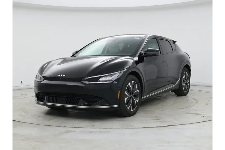 $29998 : Kia EV6 2023 AWD Wind 4dr Cr image 4