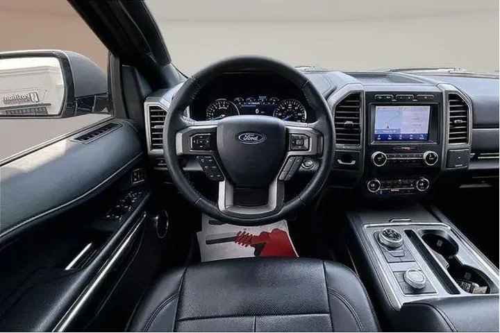 $32000 : Ford Expedition 2020 4x4 XLT image 8