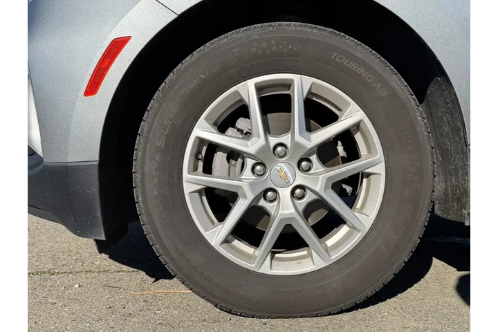 $19000 : Chevrolet Equinox 2023 LT 4d image 9