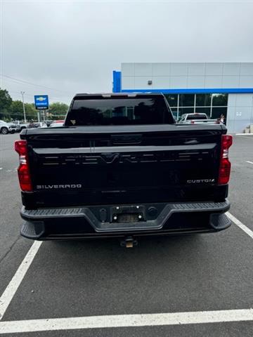 $36500 : 2022 Silverado 1500 Custom image 8