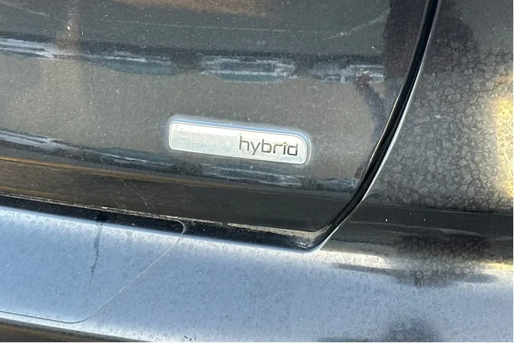 $13990 : Kia Niro 2018 LX 4dr Crossov image 7