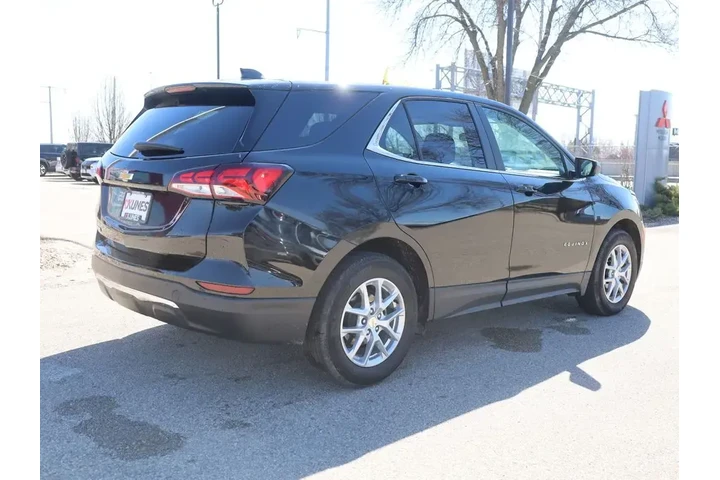 $21677 : Chevrolet Equinox 2023 LT 4d image 10