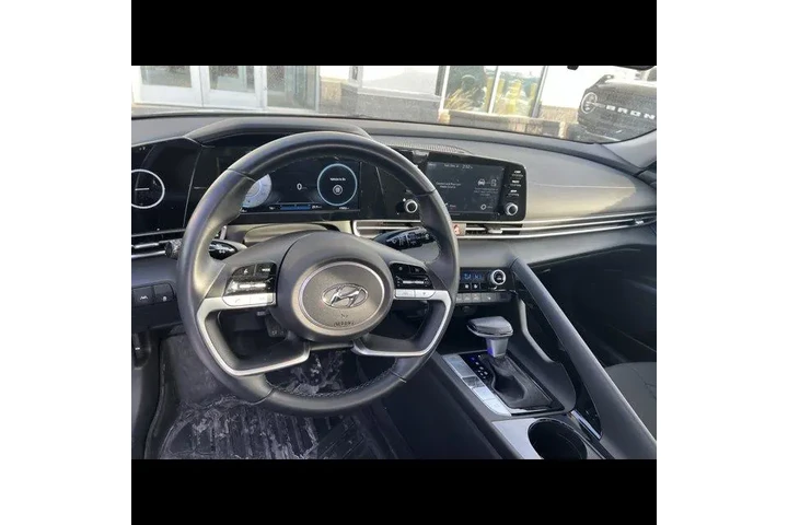 $20599 : Hyundai ELANTRA 2022 SEL 4dr image 5