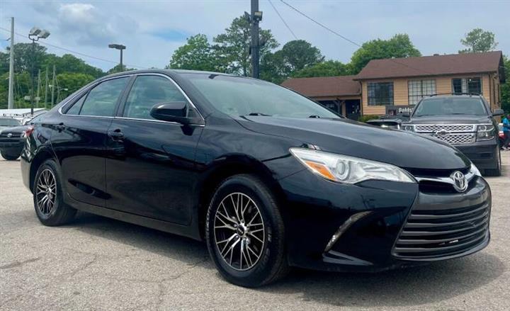 $7900 : 2015 Camry LE image 3