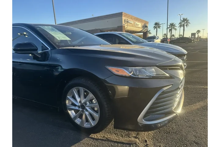 $19995 : Toyota Camry 2021 LE 4dr Sed image 4