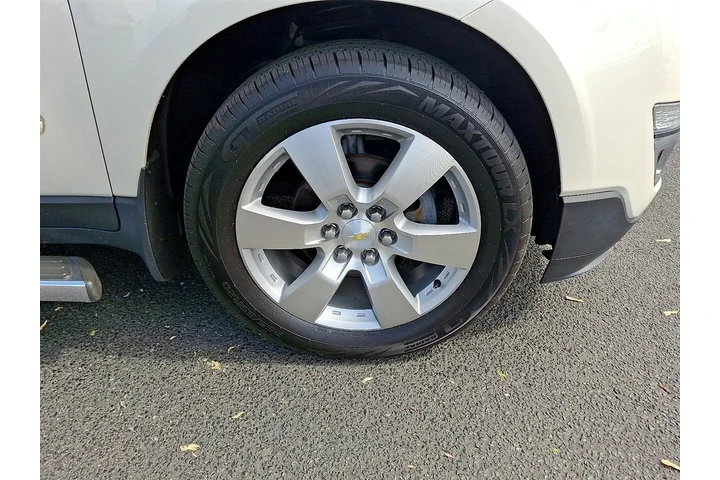 $10500 : 2013 Traverse LTZ AWD image 8