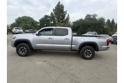 $33500 : Toyota Tacoma 2019 4x4 TRD O thumbnail