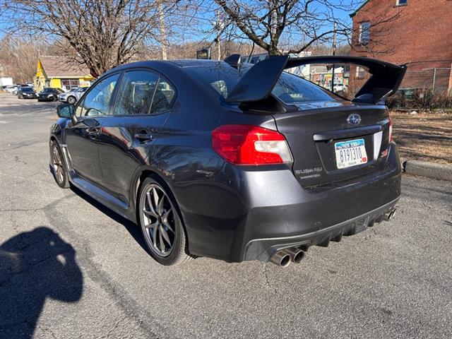 $22537 : 2015 WRX STI Limited image 4