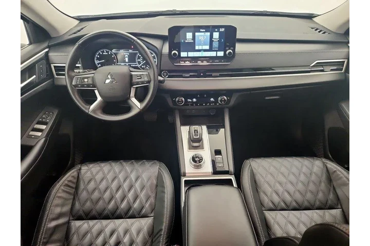 $24998 : Mitsubishi Outlander 2022 AW image 9