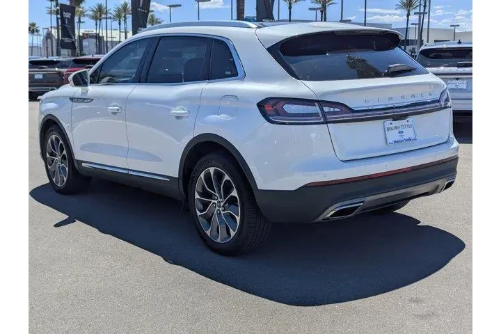 $29995 : Lincoln Nautilus 2022 AWD Re image 4