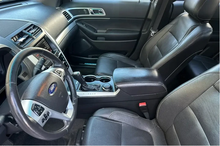 $18800 : Ford Explorer 2015 AWD Sport image 9