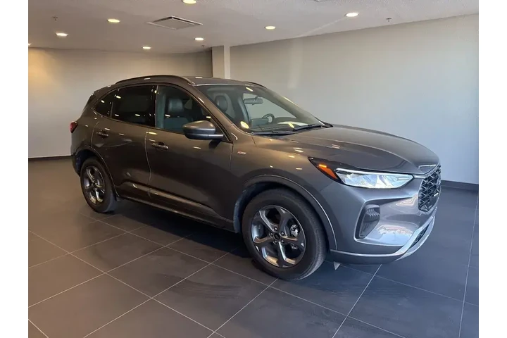 $20984 : Ford Escape 2023 AWD ST-Line image 5