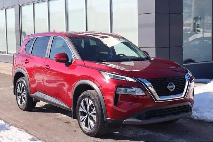 $21776 : Nissan Rogue 2023 AWD SV 4dr image 2