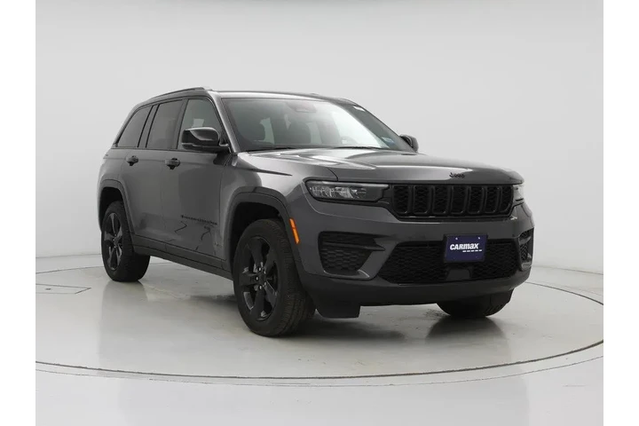 $30998 : Jeep Grand Cherokee 2023 4x2 image 1