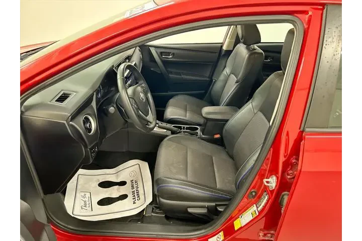 $15561 : Toyota Corolla 2017 L 4dr Se image 9