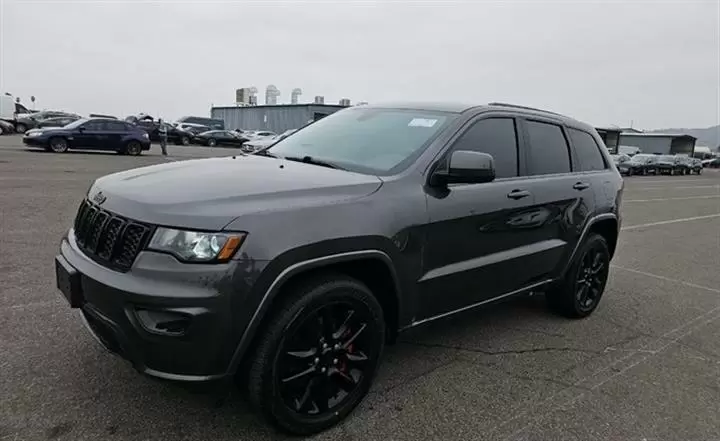 $24450 : Pre-Owned 2021 Grand Cherokee image 1