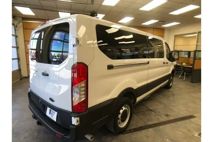 $38942 : Ford Transit 2023 350 XLT 3d image 7