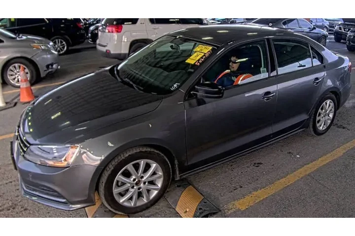 $7995 : 2016 Jetta 1.4T SE image 4