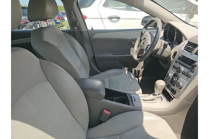 $7495 : 2011 Malibu LT image 8