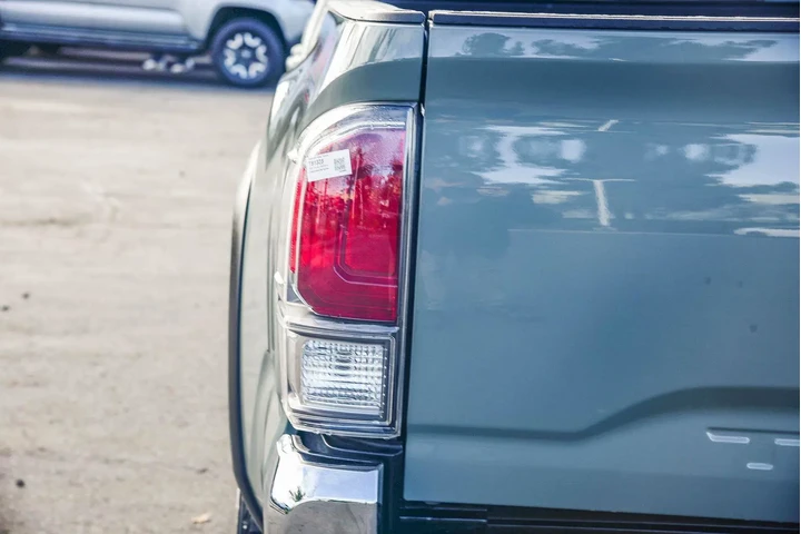 $37478 : Toyota Tacoma 2023 4x4 TRD O image 8