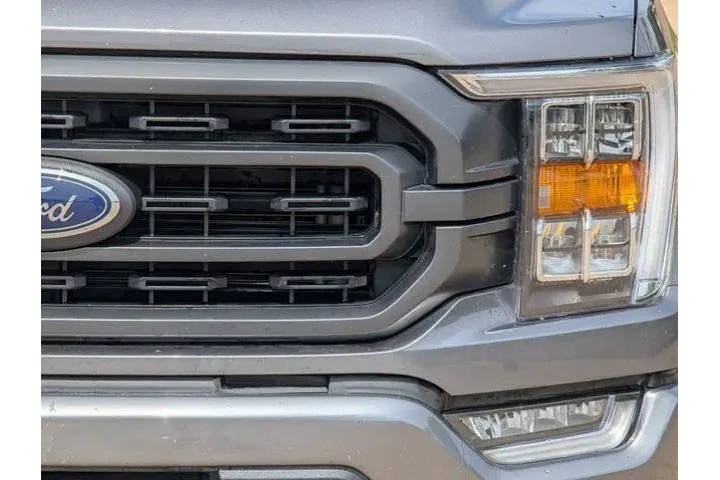 $31495 : Ford F-150 2023 4x2 XL 4dr S image 9