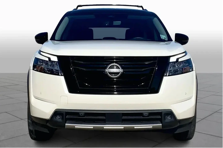 $29774 : Nissan Pathfinder 2023 SL 4d image 4