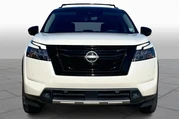 $29774 : Nissan Pathfinder 2023 SL 4d thumbnail