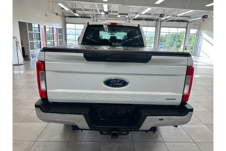 $33000 : Ford F-250 Super Duty 2018 4 image 9