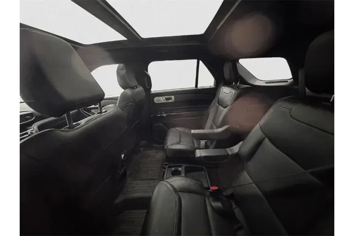 $35491 : Ford Explorer 2021 AWD ST 4d image 9