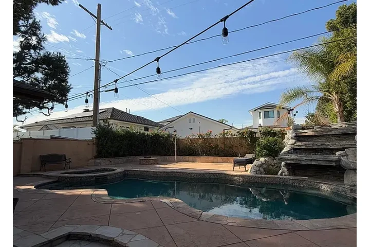 $2250 : ¡Su nueva casa le espera! image 1