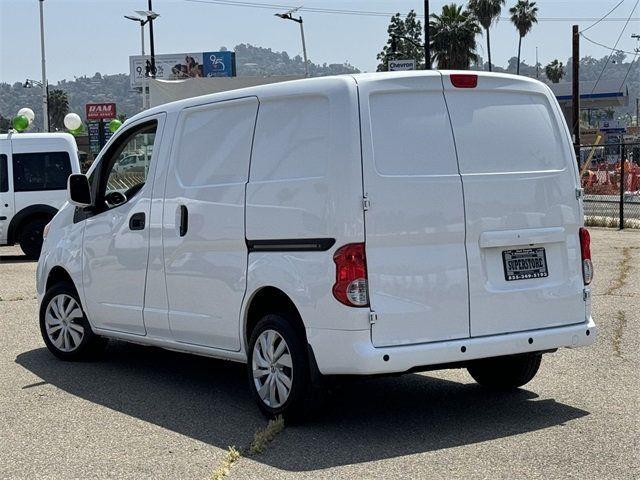 $12999 : 2015 NV200 image 6