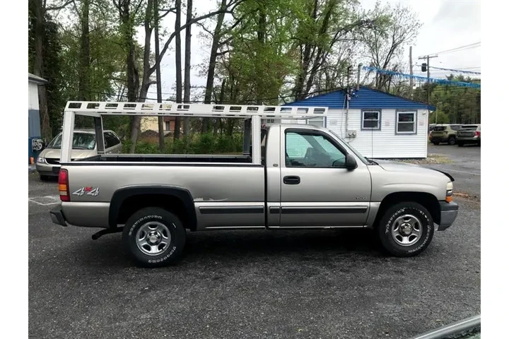 $9999 : 2000 Silverado 1500 image 3